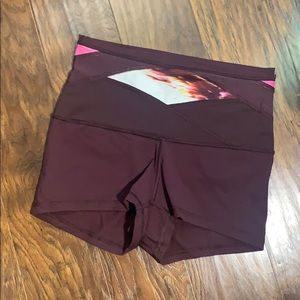 Reversible lululemon spandex shorts